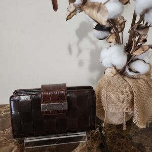 Brighton Brown Woven Leather Kisslock Wallet/Wristlet EUC